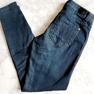 Rubberband Stretch Blackberry Sylvie skinny jeans size 26